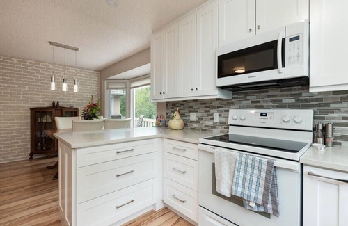 Sherwood Park Other | Acreage House within Edmonton And Sherwood Park