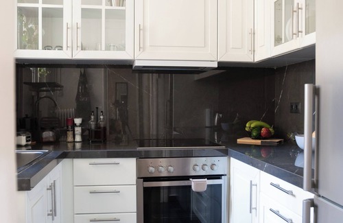 Koukaki Apartment | Acropolis 80m2 OliveStyle Apt Friends&Family