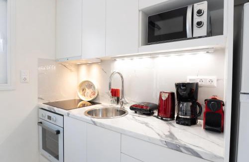Koukaki Apartment | Acropolis Socrates Lux New 2 Bedroom Penthouse
