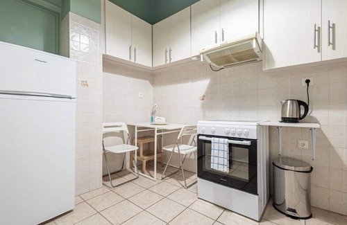 Makrigianni Apartment | Acropolis Stylish 2BR Apartment - Center of Athens