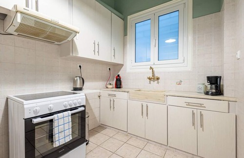 Makrigianni Apartment | Acropolis Stylish 2BR Apartment - Center of Athens