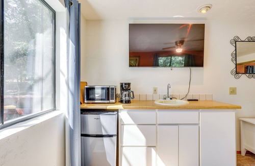 Idyllwild Apartment | Across From Hiking Trails: Woodsy Studio!