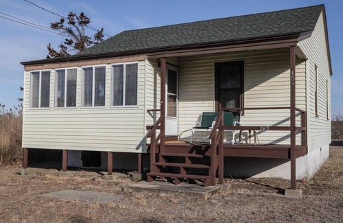 Westerly House | Across from the Beach with Beach Pass