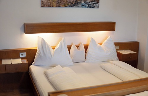 Schenna Bed & Breakfast | Active B&B Prairerhof