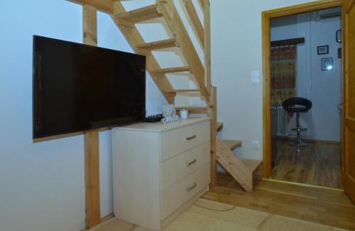 Kaposvar Apartment | Adél Apartman