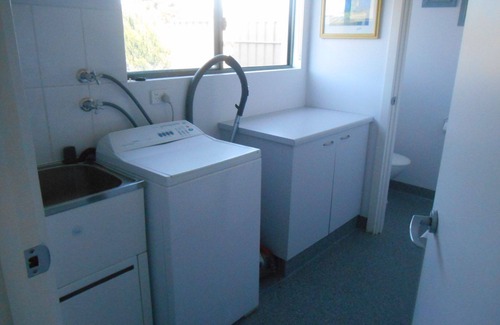 Ardrossan Apartment | Adam's View - Off Peak Special! - Free WiFi