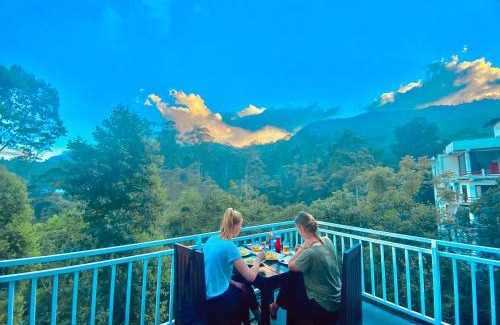 Nallathanniya Hotel | Adams Peak Inn