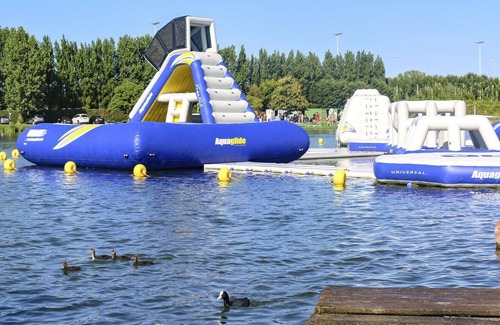 Jabbeke Apartment | Adapted studio with dishwasher, on a resort, near a recreational lake