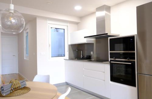 Lugo Apartment | Adarve, con parking y vistas a la muralla