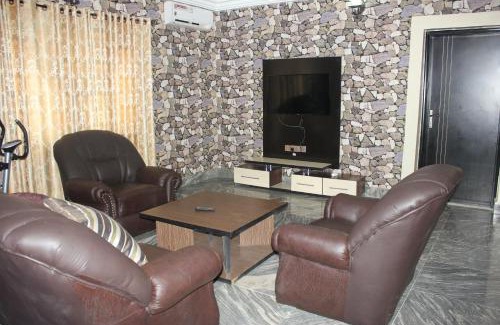 Osogbo Hotel | Adbates Suites and Recreation