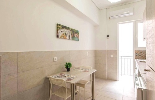 Thissio Apartment | Addorable Studio in Athen's most Historic Area