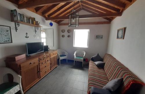 Calheta de Nesquim House | Adega da Figueira