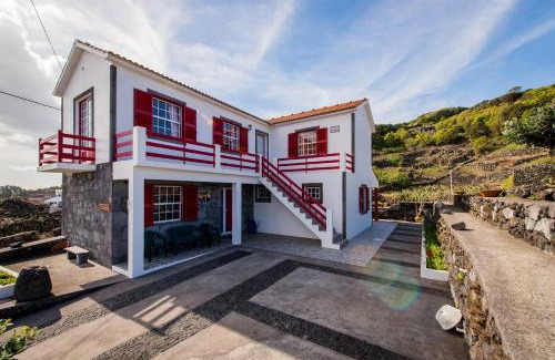 Calheta de Nesquim House | Adega Pedra do Lagar