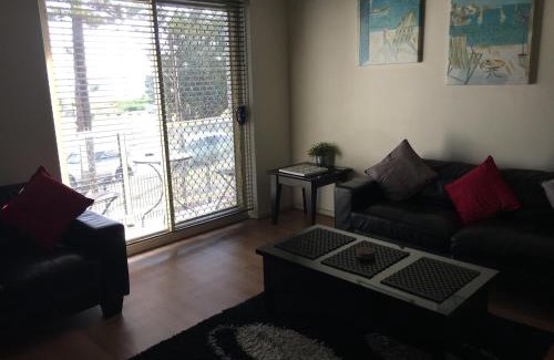 Semaphore Apartment | Adelaide - Semaphore Beach Front