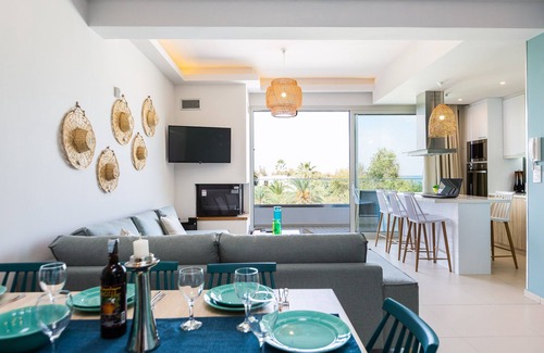Adelianos Kampos Apartment | Adelhome - Sea view & walking distance to beach!