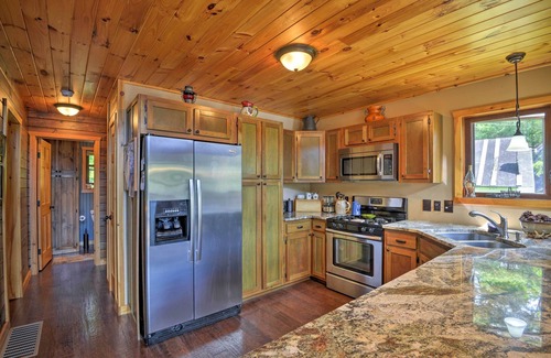 Glenfield Cabin | Adirondack Cabin on Peaceful Lake Near Glenfield!