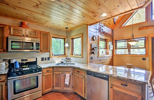 Glenfield Cabin | Adirondack Cabin on Peaceful Lake Near Glenfield!