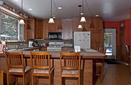 Au Sable Forks Cottage | Adirondack Star Ridge Cottage - A ‘Peace’ of Heaven on 30 private acres