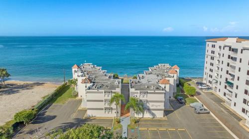Stella House | Adlin Beachfront Condo with amazing views