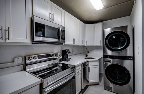 Greater Belhaven Apartment | Admiral Benbow # 333