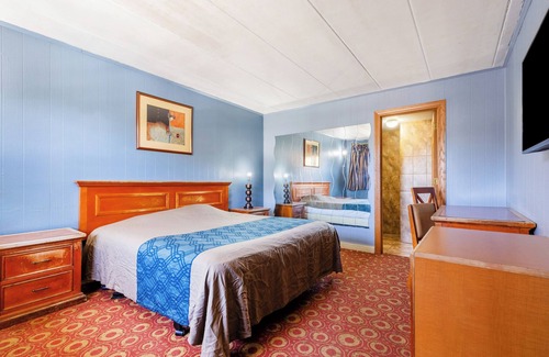 Chatham Hotel | Admiral Motel By Oyo Chicago I-94