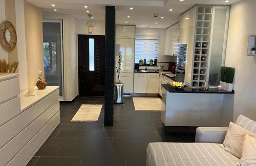 Alpouvar House | ADO HOUSE Albufeira