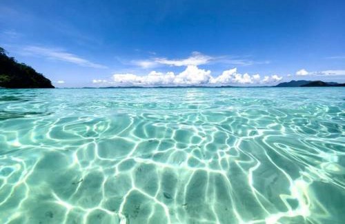 Coron House | Adora's Place - Sleeps 16