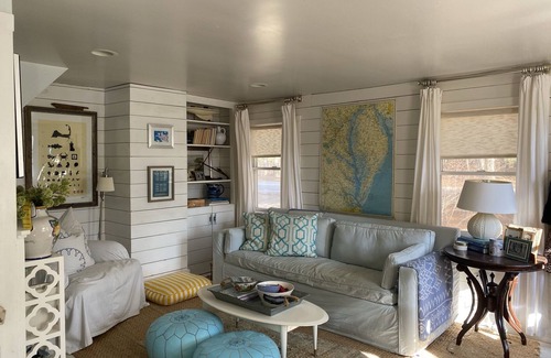Amagansett North House | Adorable Amagansett Cottage, Walk to Town or Beach