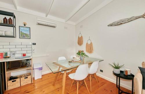 Surf Coast House | Adorable beach shack in the heart of Aireys Inlet