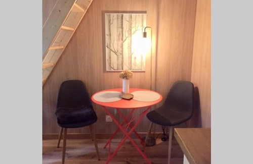 Saint-Junien House | Adorable Cabane dans un espace boisé