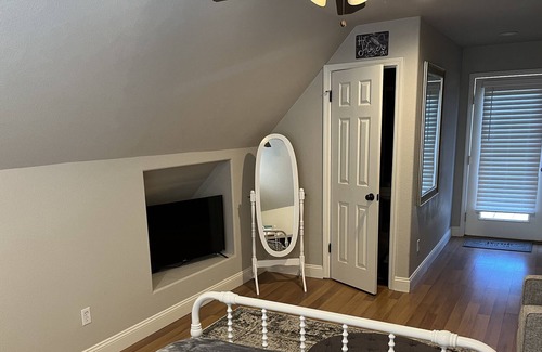 Peters Apartment | Adorable country studio