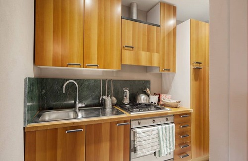 Deiva Marina Apartment | Adorable Garden House in the "5 Terre" tourist area CITRA CODE 011012-LT-0013