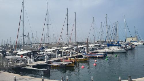 La Jetee Apartment | Adorable petit appartement avec magnifique vue sur le port de Canet