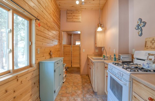 Angel Fire House | Adorable ski cabin with private hot tub, wood stove, pool table & washer/dryer