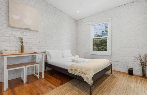 Shaw Apartment | Adorable Studio Space in Private Carriage House