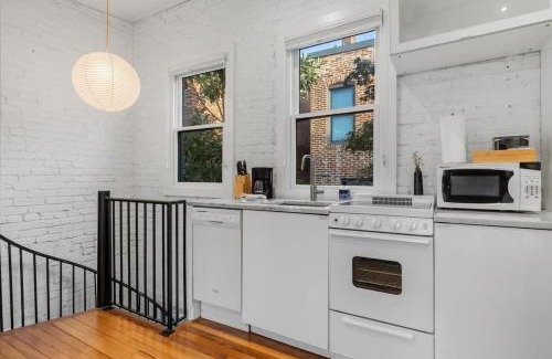 Shaw Apartment | Adorable Studio Space in Private Carriage House