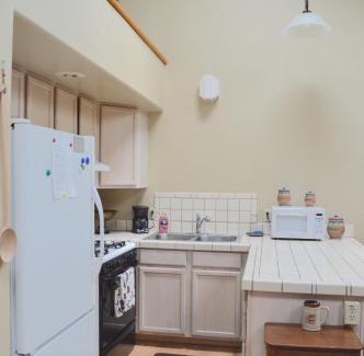 Taos House | Adorable Taos Townhome