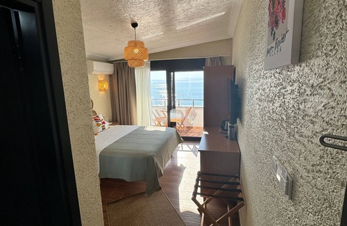 Marmara Hotel | Ados Otel