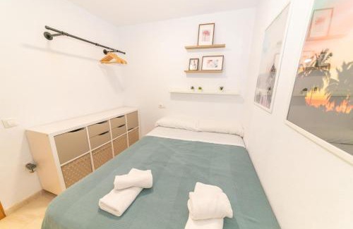 Los Canos de Meca Apartment | Adosado Nuevo con Piscina, Playa, Garaje y Jardín