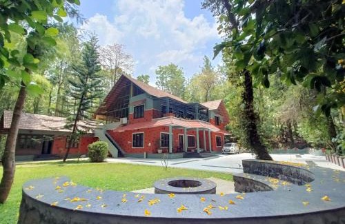 Sulthan Bathery Resort | Adrak Mountain Mist Forest Resort