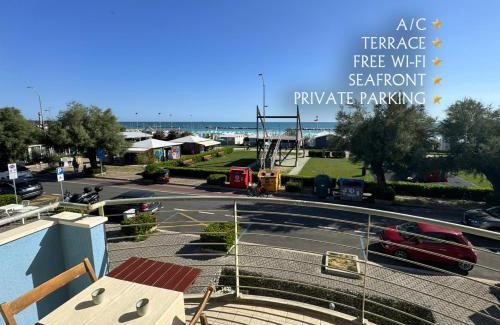 Fano Apartment | Adriatico Frontemare - free parking sea view!