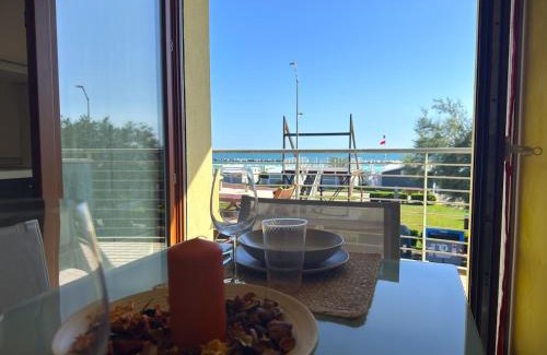 Fano Apartment | Adriatico Frontemare - free parking sea view!