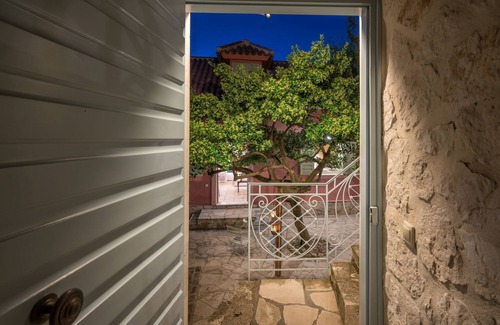 Koiliomenos House | Adrieli Country Houses - Two Storey Stone House suitable for 4 persons