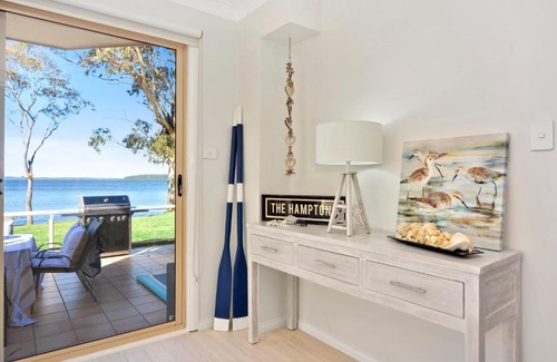 St. Georges Basin House | Adrift Retreat - St Georges Basin Waterfront Home