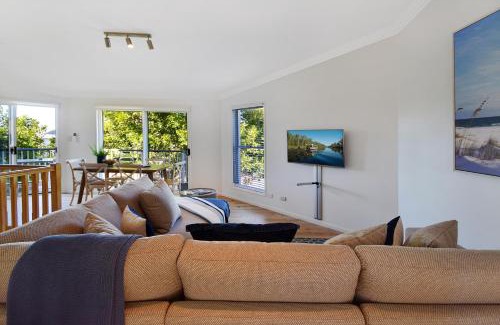 Sunrise Beach Apartment | Advance Place