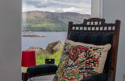 Breakish House | Adventure awaits you on your very own private island off Skye!