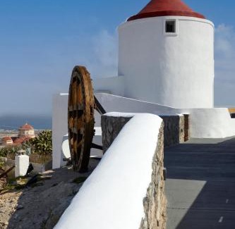 Exo Gonia Hotel | Aecon Suites