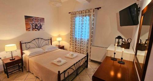 Ano Meria Apartment | Aegean Balcony