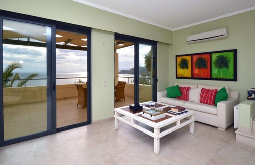 Kontos House | Aegina Aphaia Villa I w private pool, near the sea & Agia Marina seaside village