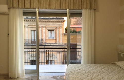 Gela House | Affittacamere Duomo